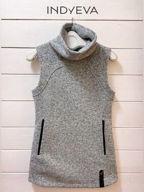 INDYEVA Grey Sleeveless Turtleneck Vest – Small – Heathered